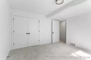 401 Sabine Dr, Muskegon, MI 49442 - Photo 66