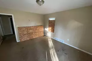 9167 Grandmont Ave, Detroit, MI 48228 - Photo 6