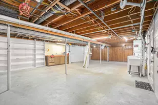 328 Thomas St, Allegan, MI 49010 - Photo 16