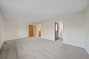 2812 S Wood Dale Dr, Jackson, MI 49203 - Photo 20