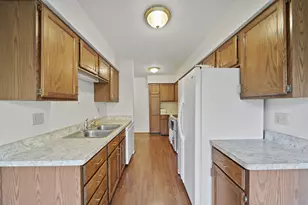 2812 S Wood Dale Dr, Jackson, MI 49203 - Photo 16