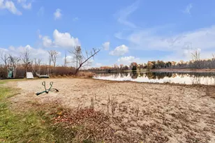 6057 Beachwood Dr, West Bloomfield, MI 48324 - Photo 58