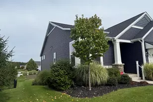 14729 Pine Dew Dr, Grand Haven, MI 49417 - Photo 2