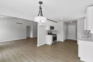 31627 Augusta Dr, Romulus, MI 48174 - Photo 6