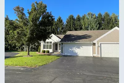 871 Clarewood Court, Holland, MI 49423 - Photo 2