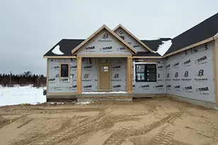 1597 Blue Haven Dr, Holland, MI 49424 - Photo 2