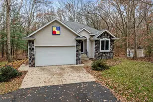 4078 Wildwood Dr, Allegan, MI 49010 - Photo 28