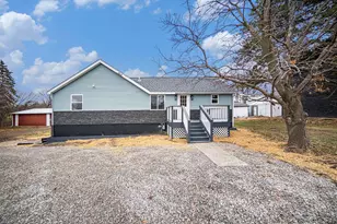 6465 N Adrian Hwy, Tecumseh, MI 49286 - Photo 2