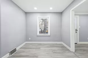 1541 Washington Ave, Lincoln Park, MI 48146 - Photo 8