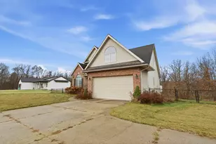 9536 Natala Ln, Battle Creek, MI 49014 - Photo 2