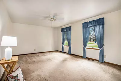 5555 Capital Avenue SW, Battle Creek, MI 49015 - Photo 6