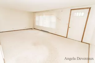 9375 Russell Dr, Greenville, MI 48838 - Photo 12