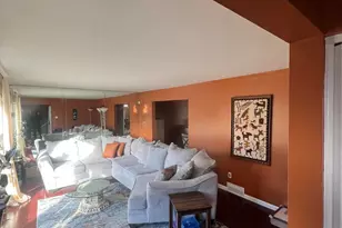 28400 Valley-Forge St, Southfield, MI 48076 - Photo 2