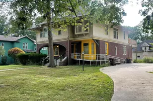 623 N State St, Alma, MI 48801 - Photo 2