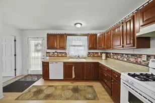 14581 Glenbeigh Ln, Cement City, MI 49233 - Photo 12