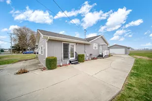 14581 Glenbeigh Ln, Cement City, MI 49233 - Photo 8