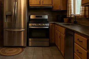 26845 Greenleigh Ct, Southfield, MI 48076 - Photo 12