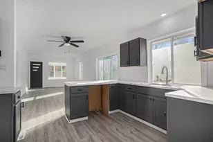 86 East Ave S, Battle Creek, MI 49017 - Photo 6