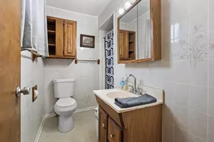 646 S Shore Dr, Portage, MI 49002 - Photo 16