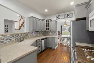 12291 Fort Custer Dr, Galesburg, MI 49053 - Photo 8