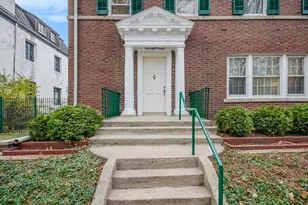 1038 Parker St, Detroit, MI 48214 - Photo 2