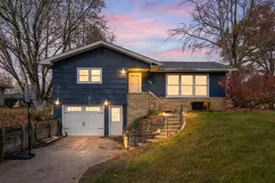 16 Charles E Pl, Battle Creek, MI 49015 - Photo 1