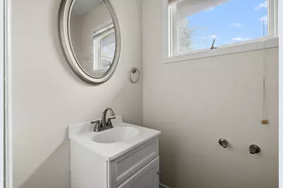 16 Charles E Place, Battle Creek, MI 49015 - Photo 12