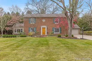 635 N Linden St, Marshall, MI 49068 - Photo 2