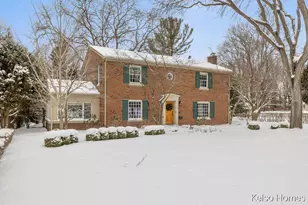 635 N Linden St, Marshall, MI 49068 - Photo 4