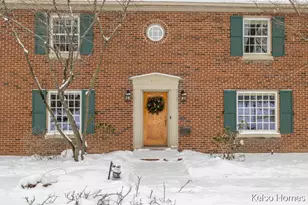 635 N Linden St, Marshall, MI 49068 - Photo 10