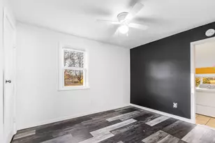 3960 W Hallett Rd, Hillsdale, MI 49242 - Photo 16