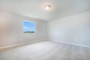 4923 Knollwood Dr, Saint Joseph, MI 49085 - Photo 16