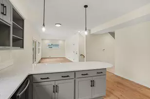 1032 Arlington Ave, Grand Haven, MI 49417 - Photo 14