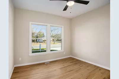 1032 Arlington Avenue, Grand Haven, MI 49417 - Photo 8