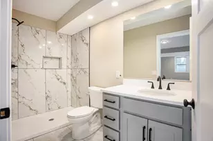 1032 Arlington Ave, Grand Haven, MI 49417 - Photo 38