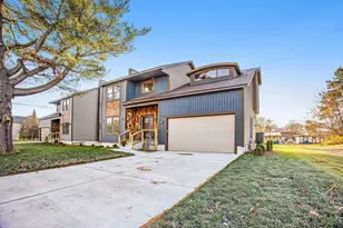 1032 Arlington Ave, Grand Haven, MI 49417 - Photo 8