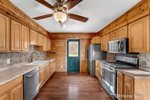 7649 Main St, Newaygo, MI 49337 - Photo 6