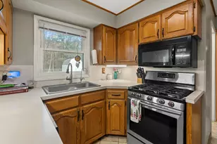 241 Thelma Dr, Battle Creek, MI 49014 - Photo 10