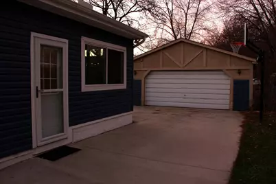 43592 Champlain Court, Canton, MI 48188 - Photo 26