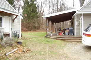 7781 W Hagar Shore Rd, Coloma, MI 49038 - Photo 4