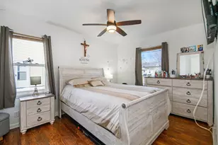 1620 Royal Oak St SW, Wyoming, MI 49519 - Photo 12