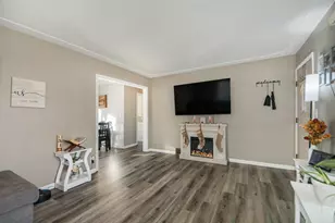 1620 Royal Oak St SW, Wyoming, MI 49519 - Photo 6