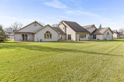3020 Rivers Edge Drive, Wayne, MI 48184 - Photo 38