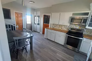2924 W Van Buren Rd, Hart, MI 49420 - Photo 2