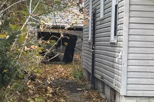 9051 Auburn St, Detroit, MI 48228 - Photo 2