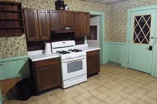 1211 26th St, Manistee, MI 49660 - Photo 2