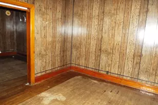 1211 26th St, Manistee, MI 49660 - Photo 6