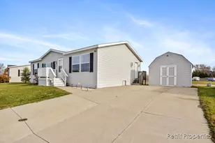 11734 Danton Dr, Allendale, MI 49401 - Photo 2