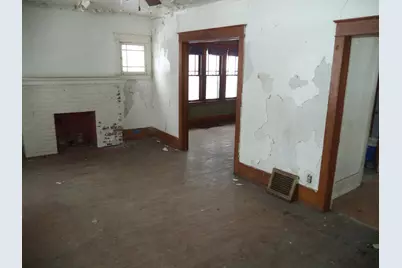 841 E 8th Street, Flint, MI 48503 - Photo 2