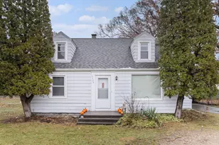 4104 Nazareth Rd, Kalamazoo, MI 49004 - Photo 2